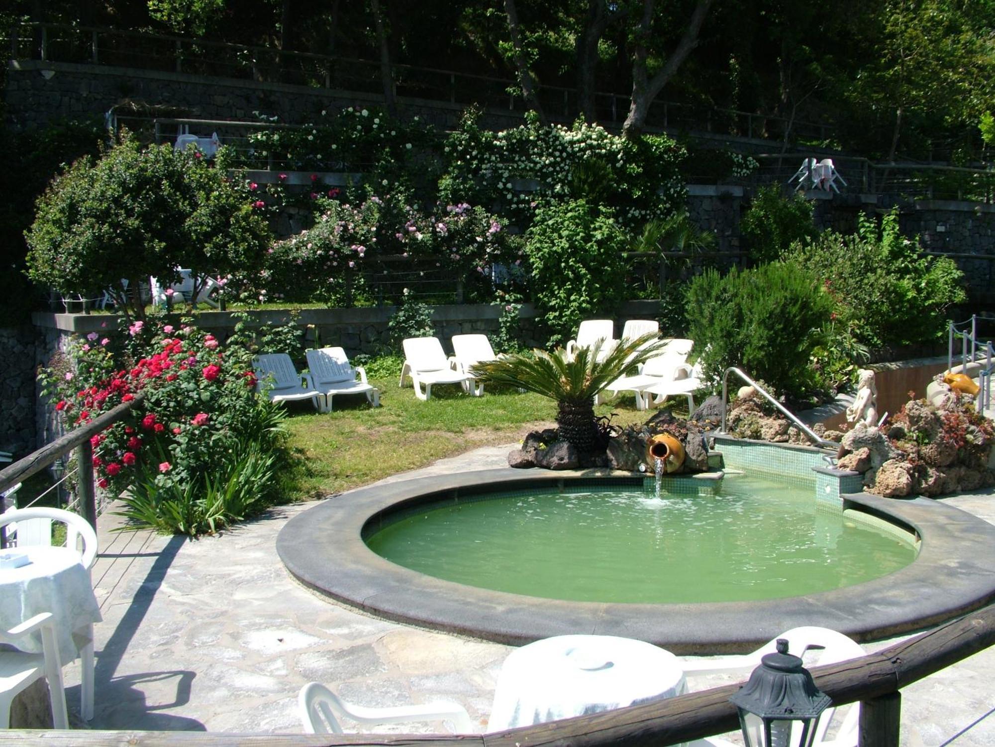 Hotel Giardino Delle Ninfe E La Fenice Ischia Exteriér fotografie
